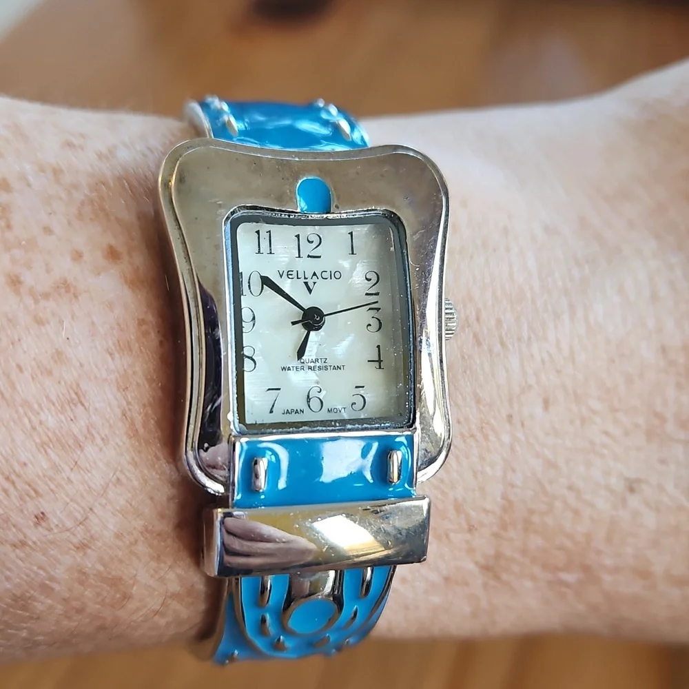 Vellacio Buckle Cuff Bracelet Watch OS